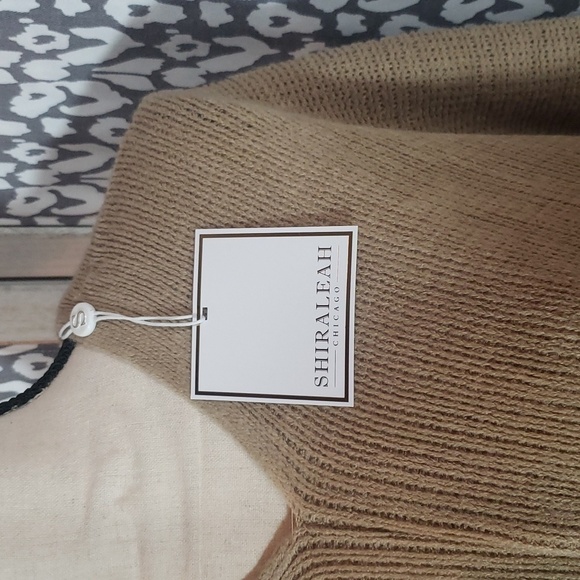 NWT Shiraleah Rowan Poncho Fringe Taupe/Camel Soft Lightweight - Picture 5 of 15